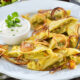 GEBRATENE MAULTASCHEN MIT EI UND ZWIEBELN
